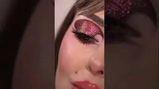 Макияж палеткой Kaima Cosmetics Skullz & Roses 🌹 #урокмакияжа #makeuptutorial #eyemakeup #makeup
