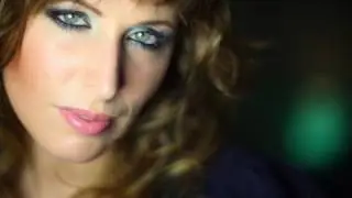 Makeup Tutorial trucco Jessica Alba smokey verde