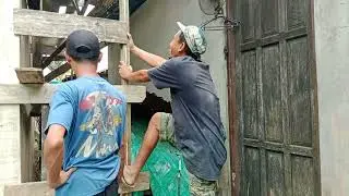 Ketika tukang serbaguna jadi helper tukang plester dinding batako ini lah yang terjadi