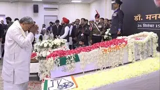 Chief Minister Siddramaiah at Delhi for Ex PM Manmohan Singh Condolence.