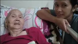 Lagi santai, ngobrol bareng nenek.‼️🫰@HaliMackyVlog #tkwtaiwan #vlog 