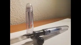 Noodlers Triple Tail flex fountain pen + diamine oxblood ink