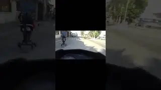 Dito ako ddaan sa masikip na skinita dahil my ddaanan akong tao,,bago ako magjatid sa anal ko