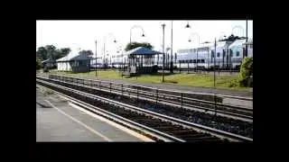 MONTREAL AMT COMMUTER TRAIN - HYBRID LOCOMOTIVE