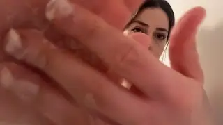 ASMR rápido MASAJE RELAJANTE con crema| cuello & hombros | sonidos clicky, susurros, hand sounds 💆🏻