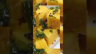 #Soft And Sponge Dhokla Recipe| #dhoklarecipe|#youtubeshorts |#shorts#lockdownrecipe homemade dhokla