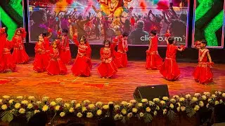 Tiny dancer celebrating India&rsquo;s culture through Vandana 🌼🇮🇳proud mom moment 🇮🇳❤️#viral#trending#cute
