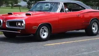 1970 Dodge Coronet SuperBee American Muscle Car