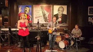 Ashley Fuller at Brad Garrett's Comedy Club - @ashleyfullerlv #itravelerlv, #itravelerlasvegas