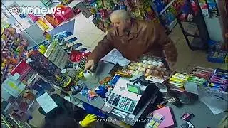 Euronews | 26.03.2018: Более сотни российских дипломатов высылают на родину