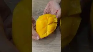C&oacute;mo cortar un mango [ #shorts #cortos ]