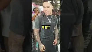 Рэй пытается поцеловать PlaqueBoyMax😂
