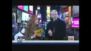 New Year's Eve Live 2013 Anderson Cooper Kathy Griffin Times Square New York (4/13)