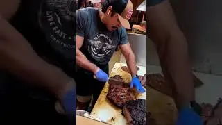 Top Texas Meat Cutters 🔪👊🏽 at The Salt Lick BBQ, Driftwood Legendary BBQ Skills!