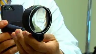 CNET News - How the iPhone is zooming in on eye care