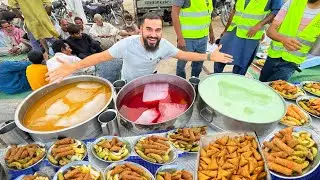Pehli baar road per iftar karwaya 😍 itney saarey flavor ke juices banaye 🥤