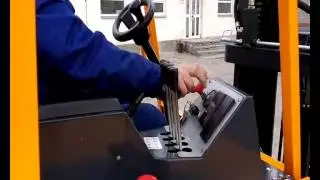 Многоходовой погрузчик Combilift C2500CB