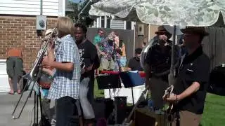 Raffle Party - Craig Klein sings Allright by Nightcrawlers