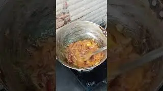 Dahi chicken kadi,