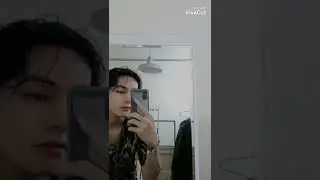 mom why he is so sexy😩🖤