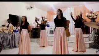 Ministerio de Coreografia Ágape - as sete trombeta - Lauriete
