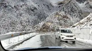 Snowfall at sela(Arunachal Pradesh)