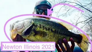 Bass Fishing at Newton Illinois Lake 2021