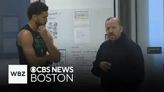 Fired Knicks coach Tom Thibodeau helps Celtics at practice after eliminating them last year