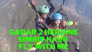 paragliding with most popular actor Simrat Kaur #simrattkaur #gadar2 #sunnydeol #gadar2movie