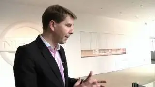 CVP Sproule discusses Nissan LEAF battery pack with the Global Media Center