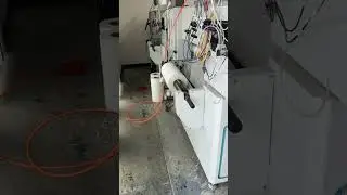 Печатная машинка Naruhoshi DTF605 оснащена прочным держателем для пленки, обеспечивающим стабильн...