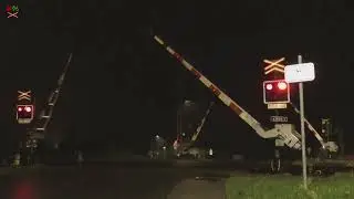 Železniční přejezd Tlumačov #2 [P8170] - 26.9.2025 [noc] / Czech railroad crossing