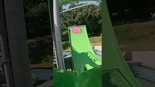 Kąpielisko fala Chorz&oacute;w zjeżdżalnia zielona  wahadło #waterslide #slide #waterpark #chorz&oacute;w #śląsk