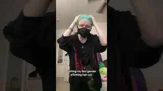 #transgender #genderfluid #genderaffirming #haircut