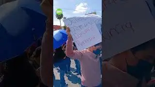 Estudiantes del Tec de Le&oacute;n protestan en L&oacute;pez Mateos para exigir renuncia de directivos