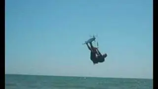 leden kitesurf espiguette naturiste backflip