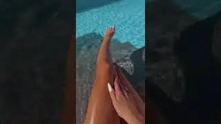 #shorts #asmr #pedicure #pool #toes #sole #legs #foot #barefoot#enjoy #relax