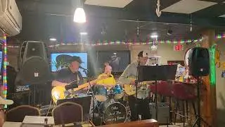 Odie and The Country Band (I've got a new heartache)