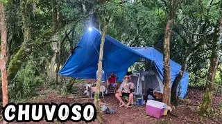 Acampamento chuvoso rio baixo e perigoso pouco peixe mas muita lida raiz!