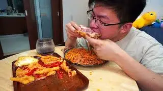 Insane Leftover Combo: Fire Noodles, Roast Chicken & Chicken Feet &ndash; He Ate Like a King!