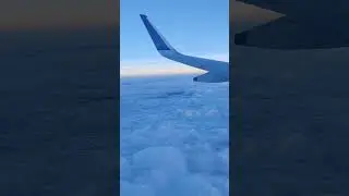 Amazing Thick #clouds our  Plane flying above it.. amazing #weather #leh #mountains