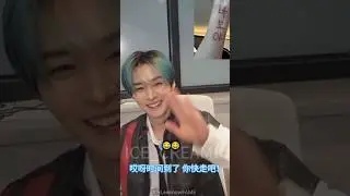 Leeknow told her to leave after seeing that tattoo lmao😂 #leeknow #straykids #fyp