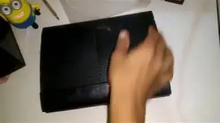 PlayStation 3 super slim com erro 8002f147