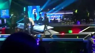 CSGO PRO FALLS OFF STAGE AT ESL COLOGNE 2016 (Shara)