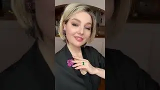 Брошь цветок из кристаллов