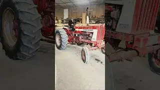 Аукцион по продаже восстановленных тракторов | Farmall 806 #farmallfanatic #shorts