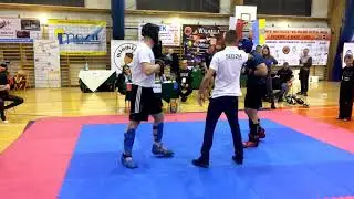 Patryk Cimiński (KIMURA TORUŃ - biała koszulka), Kick-Light -90 kg, MP WKSF & UFR 2019