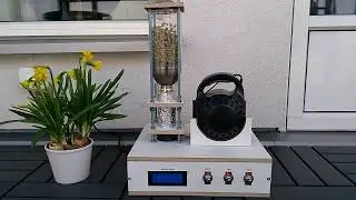 Wojciech Roaster, DIY coffee roaster. Beginning of roast.