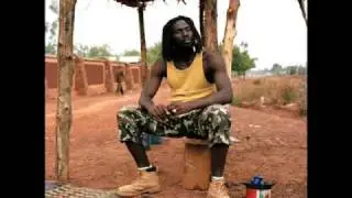Tiken Jah Fakoly - Le pays va mal