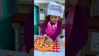 Learning Numbers with Pizza 🍕 toys 1-6 #numbers #kidsvideos #abc#youtubekids #education